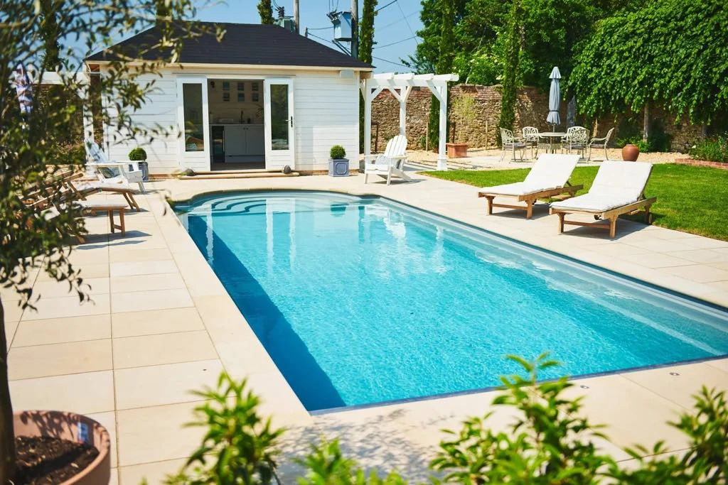 Foto bazénu java101